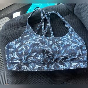 NWOT lululemon energy sports bra